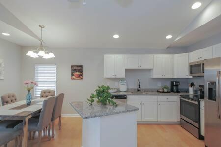 אטלנטיק סיטי Bartram Dream House II - Bartram Beach Retreat מראה חיצוני תמונה